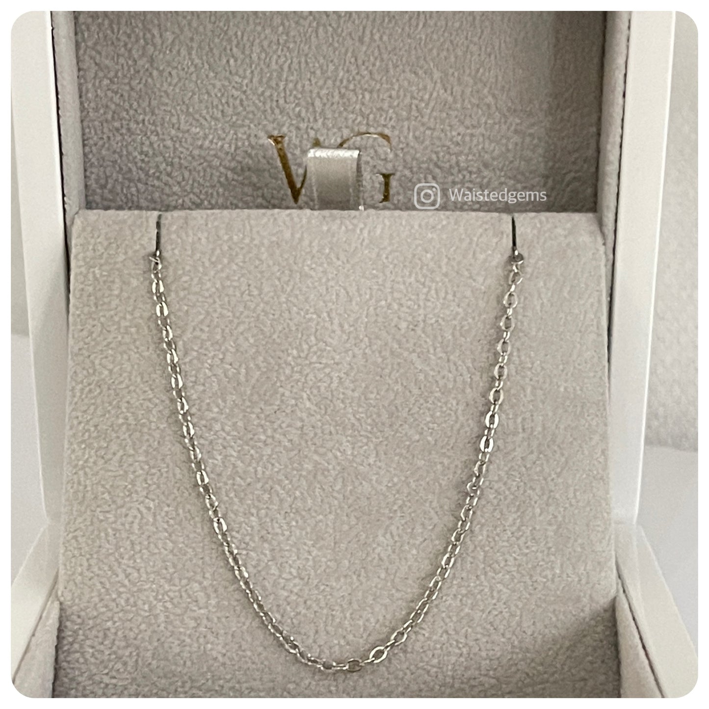 The 18k Solid Gold 1.8mm Diamond Cut Waist Chain