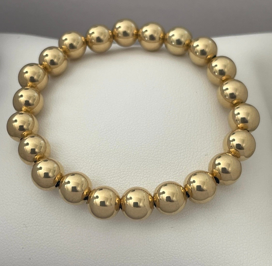 The 18k Solid Gold 8mm Bead Bracelet