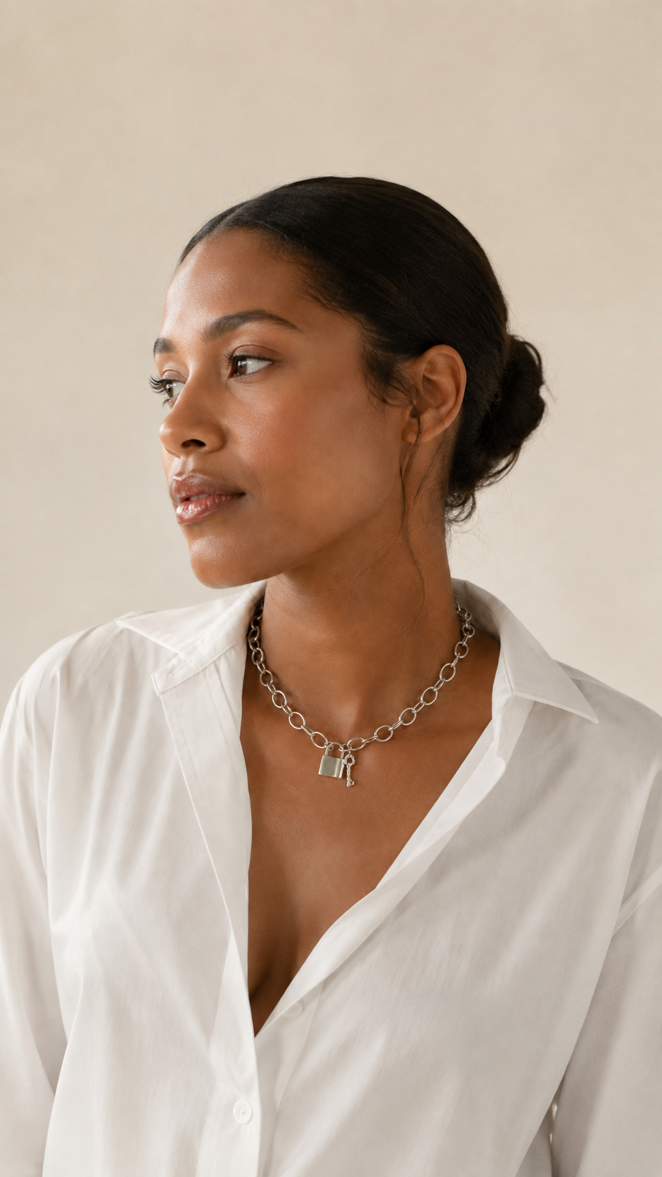 Sterling Silver Padlock Chain Necklace – Chunky Oval Link Detail