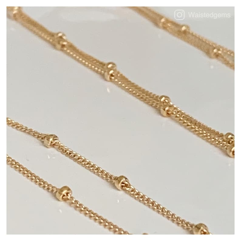14k Yellow Gold Waist Bead detail