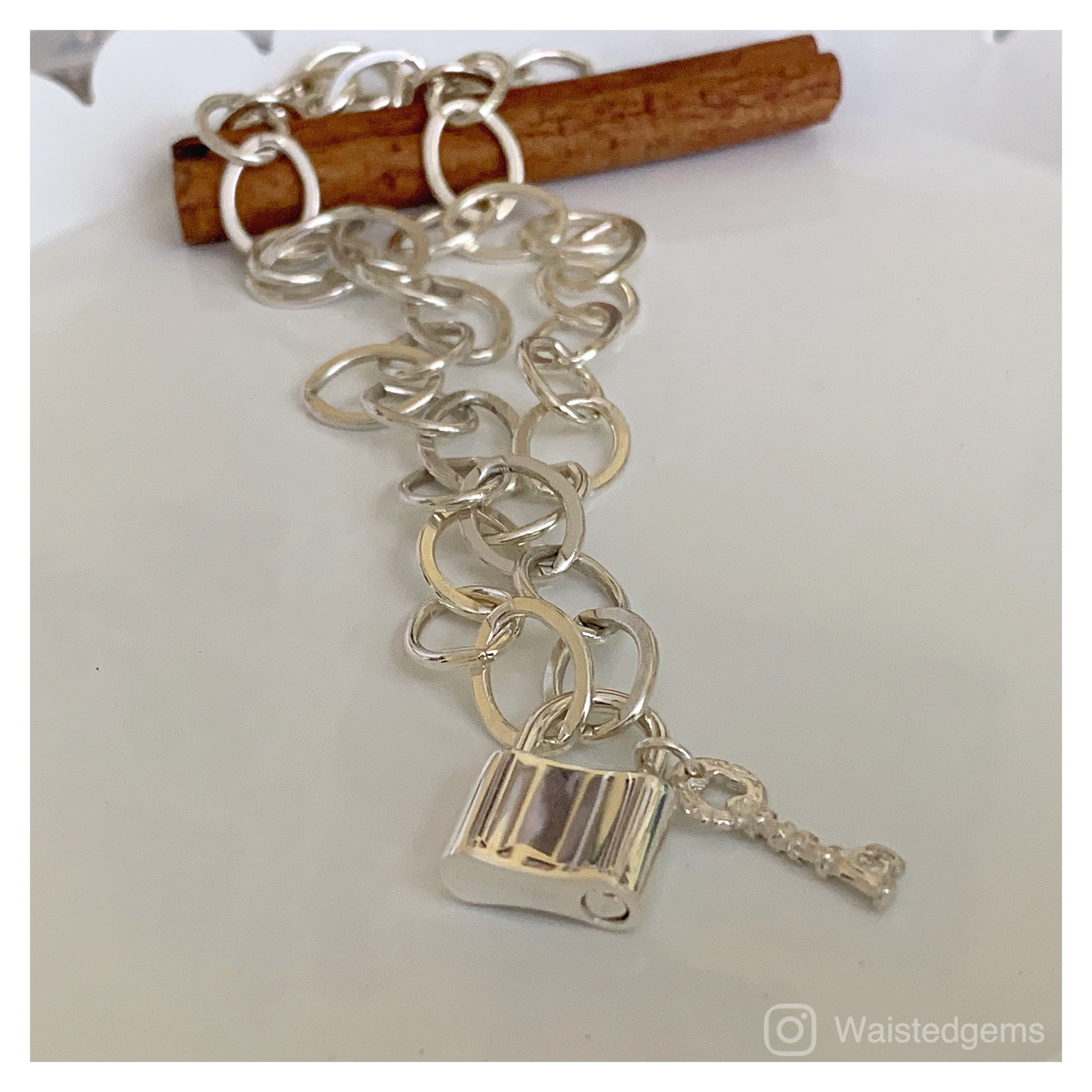 Sterling Silver Padlock Chain Necklace – Chunky Oval Link Detail