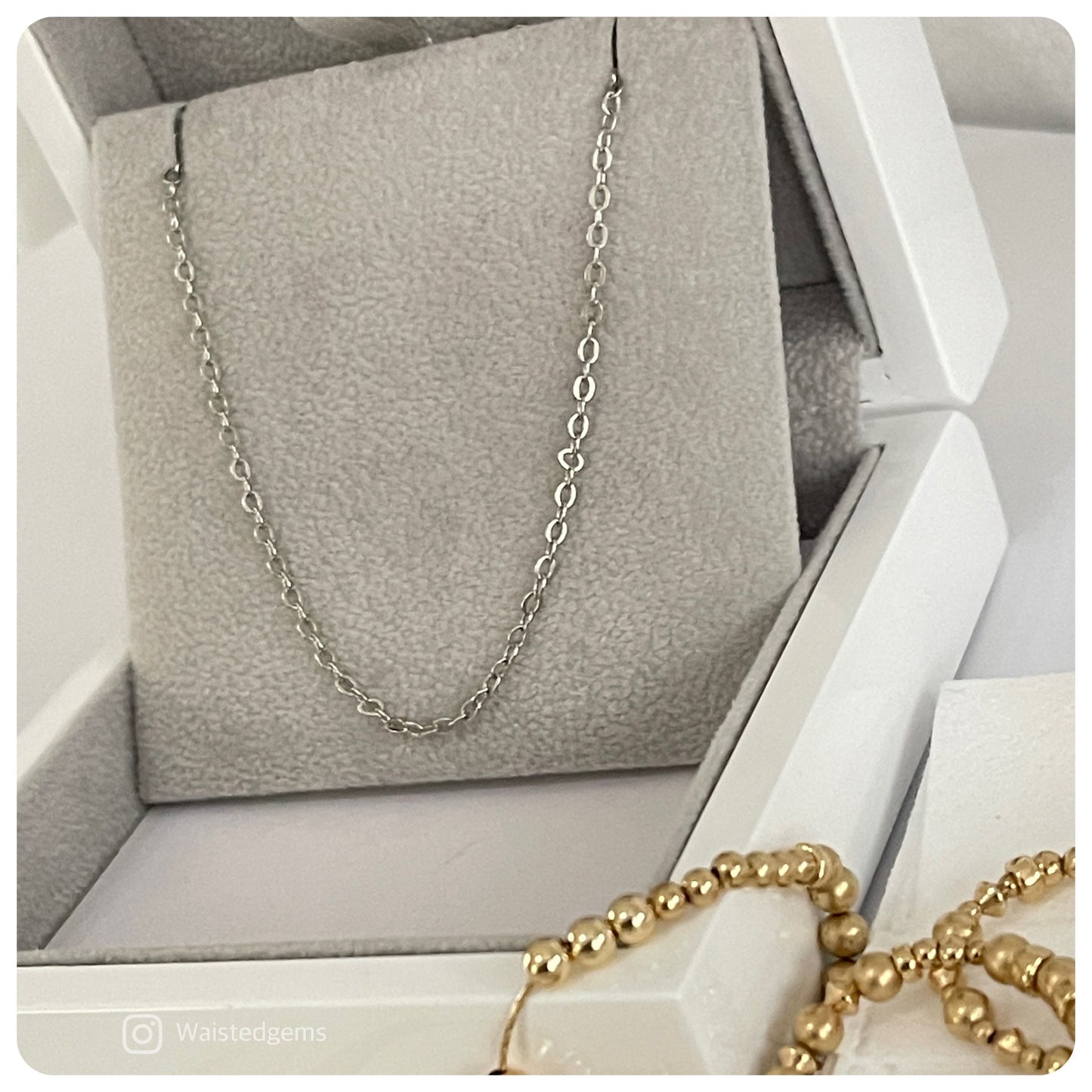 The 18k Solid Gold 1.8mm Diamond Cut Waist Chain