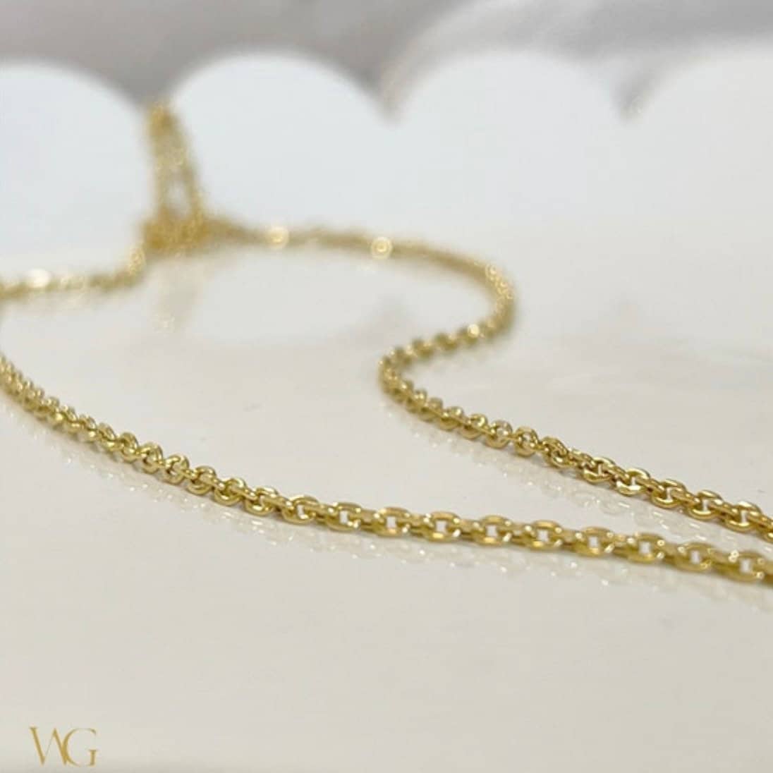 The 18k Solid Gold 1.8mm Diamond Cut Waist Chain