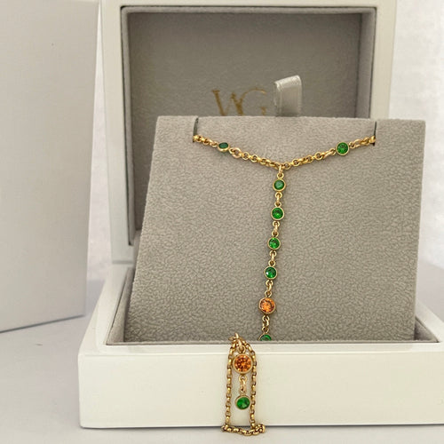 Emerald Bezel Set Hand Chain detail